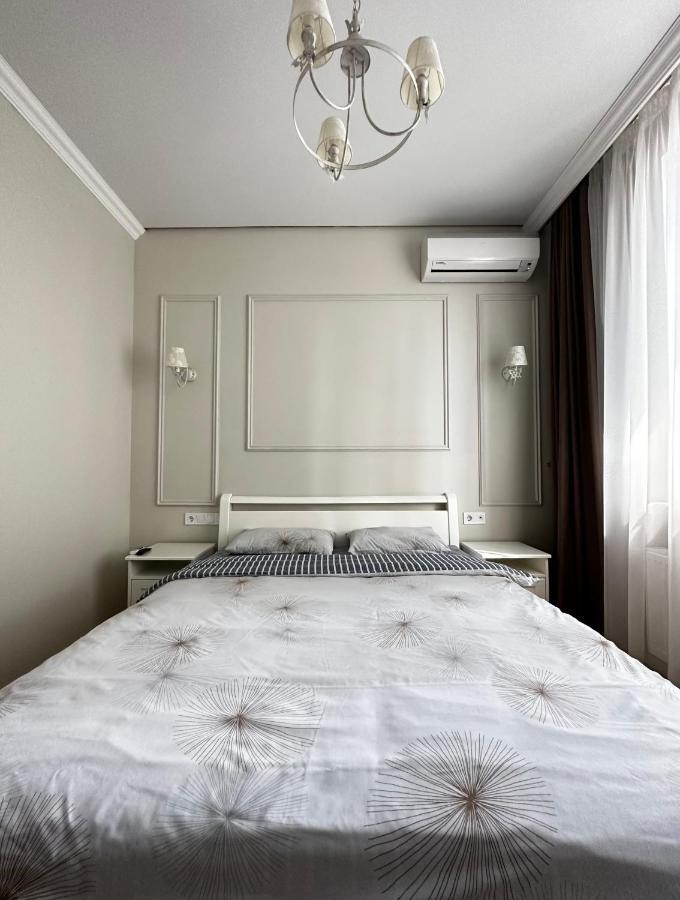 Gagarin Plaza Stylish Apartment Odesa Exterior foto