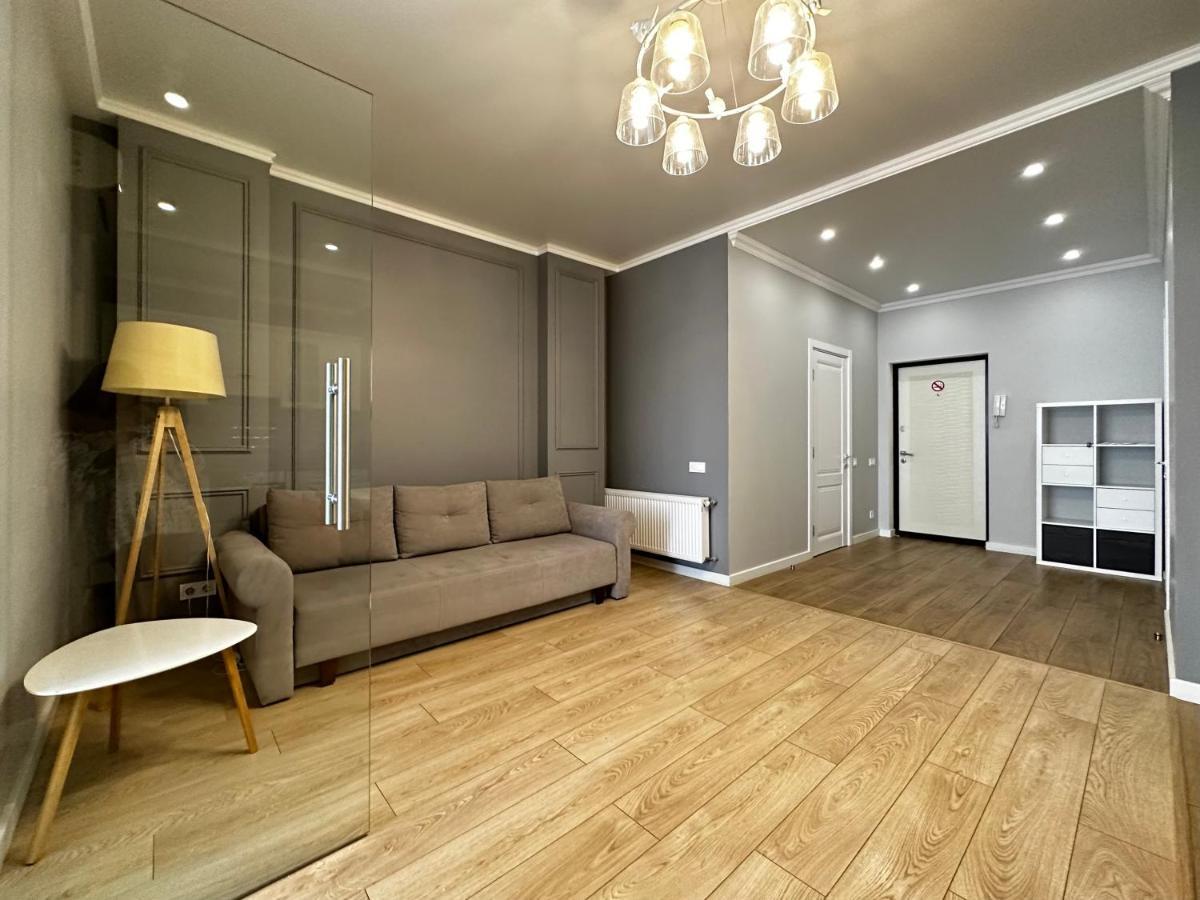 Gagarin Plaza Stylish Apartment Odesa Exterior foto